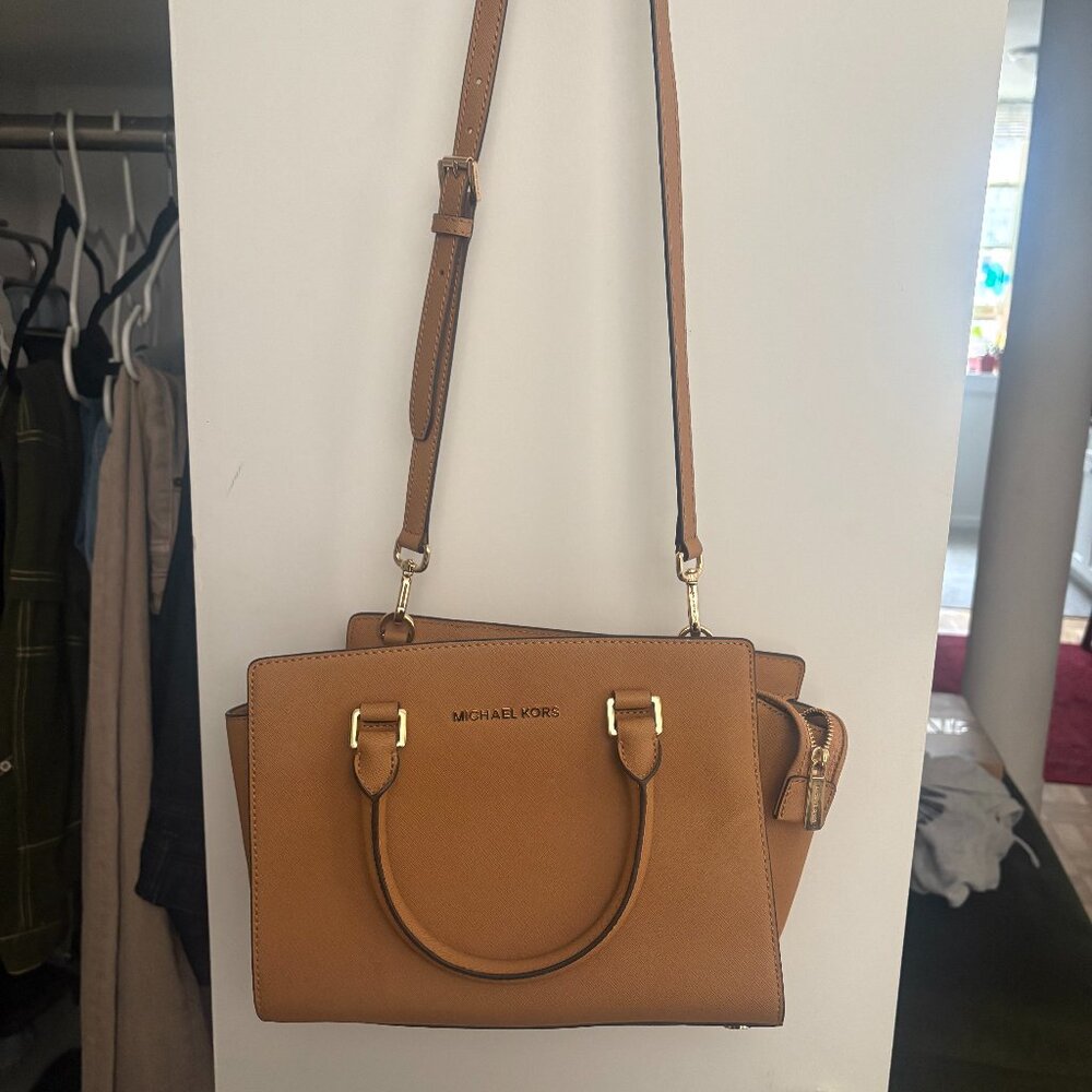 Michael Kors Shoulder Bag